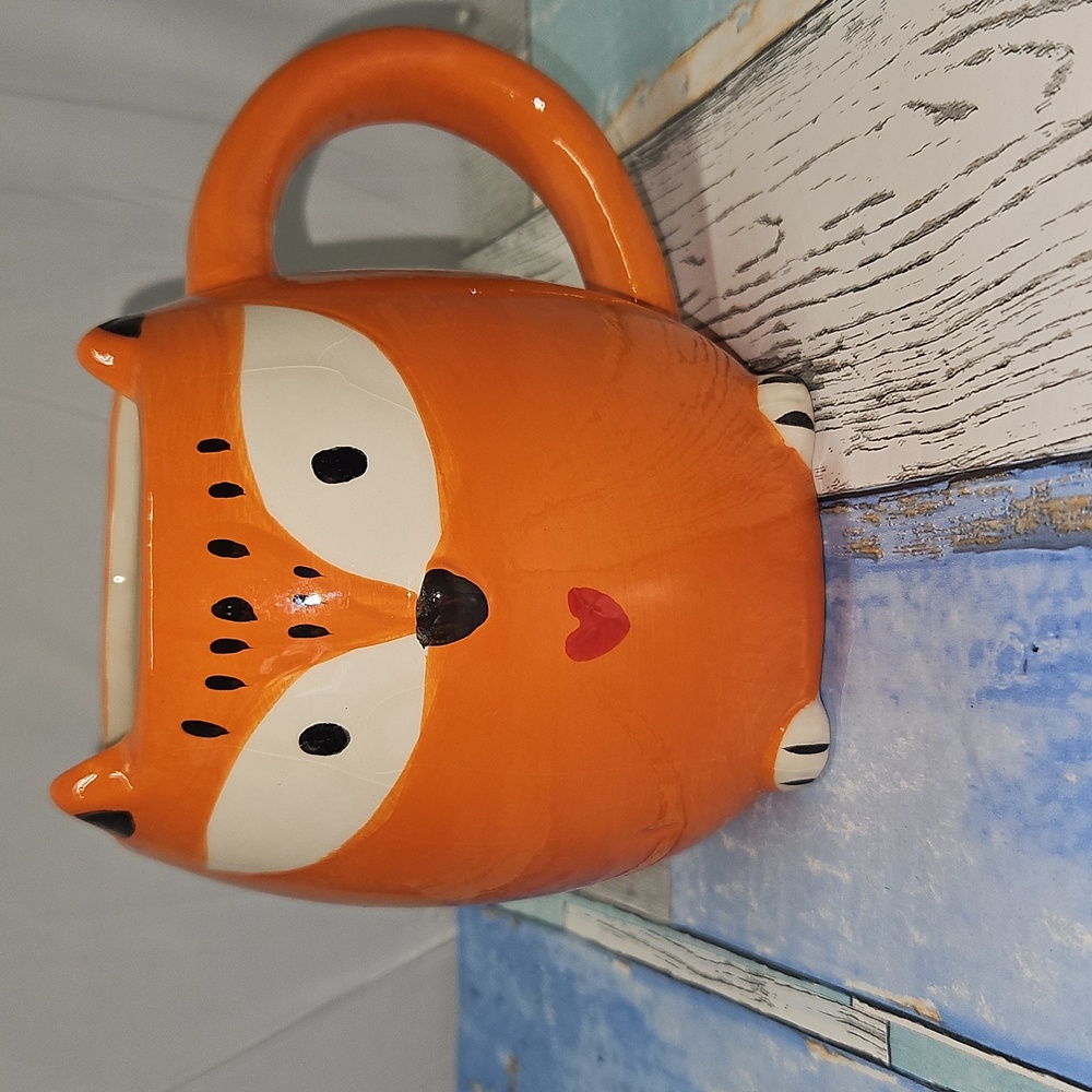 Momentum Brands Ceramic Fox Novelty Mug Orange w/Heart Mouth Animal